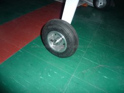 Landing gear (39)